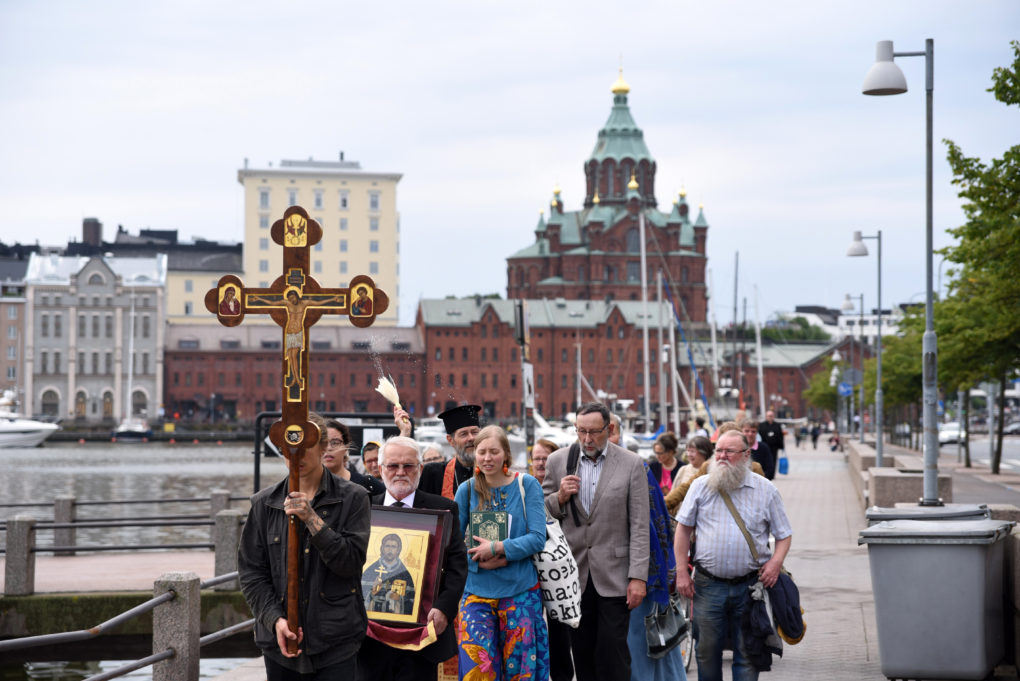 Helsingin ortodoksisen seurakunnan pyhäkköjen temppelijuhlia vietetään kesäkuukausina.
